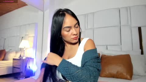 Snapshot of ginebra_ness chatting on February 6, 12:48 pm Ginebra Ness online show from February 6, 12:48 pm