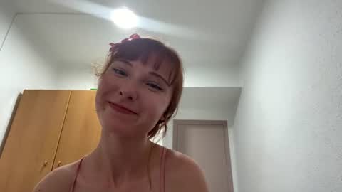 Red Fox online show from July 21, 5:59 pm