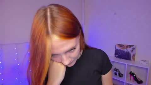 gingerr_pie online show from September 27, 7:11 pm