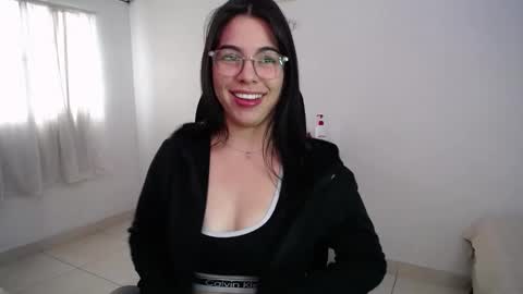 GIO RIVERA online show from November 6, 4:10 pm