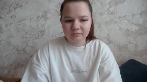 girl_cute07 online show from April 13, 3:16 pm