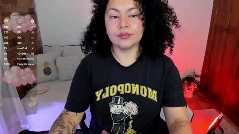 Snapshot of girl_inline chatting on February 26, 2:52 am girl_inline online show from February 26, 2:52 am