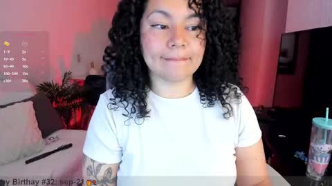 Snapshot of girl_inline chatting on September 20, 2:03 am girl_inline online show from September 20, 2:03 am