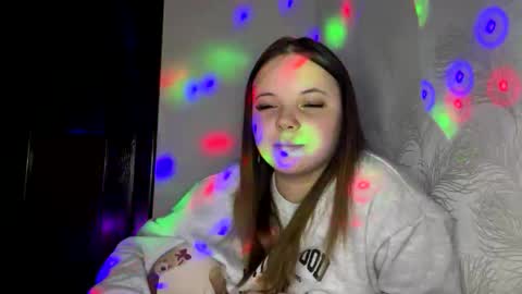 girl_shy07 online show from January 18, 5:44 pm