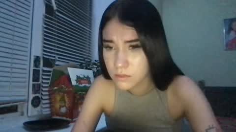 girl_sue online show from December 11, 5:58 pm