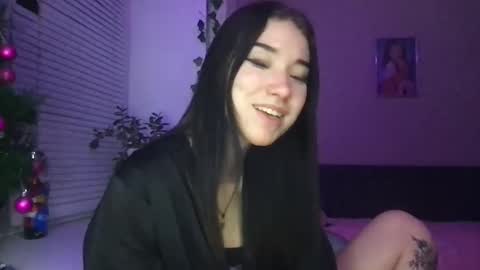 girl_sue online show from January 2, 9:28 pm