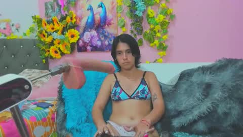 girl_without_limits_ online show from May 22, 10:16 pm