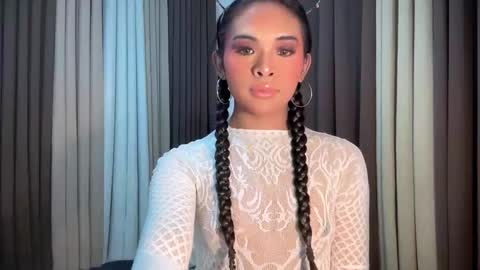 queen ronna online show from June 6, 4:13 pm