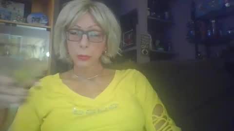 Girlinrock online show from March 3, 2:40 am