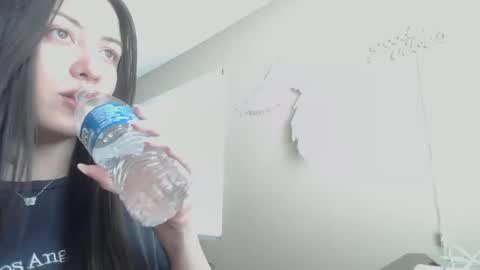 Jasmine online show from September 22, 7:07 pm