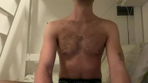 girlswanthis online show from April 22, 7:21 pm