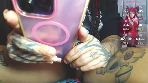 kim online show from February 18, 1:55 pm