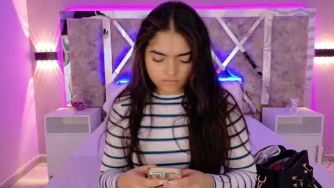     online show from November 22, 11:19 am