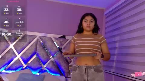     online show from October 14, 10:40 am