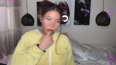 Snapshot of gisele_cedield chatting on February 16, 8:33 pm Kylie online show from February 16, 8:33 pm