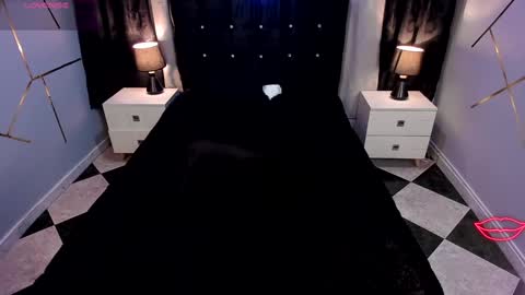 Snapshot of gisele_cedield chatting on February 4, 8:24 am Kylie online show from February 4, 8:24 am