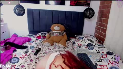 Snapshot of gisele_cedield chatting on March 8, 3:28 am Kylie online show from March 8, 3:28 am