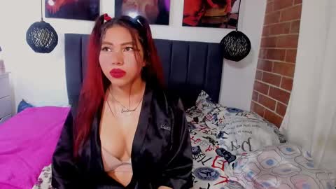 Snapshot of gisele_cedield chatting on March 4, 2:49 am Kylie online show from March 4, 2:49 am