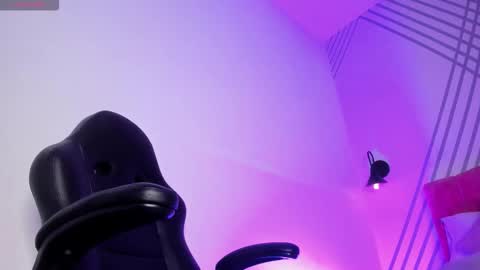 Giselle  online show from March 22, 8:29 am