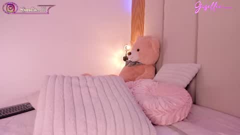           online show from June 18, 8:14 pm