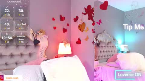 GiselleNoah online show from March 5, 4:02 pm