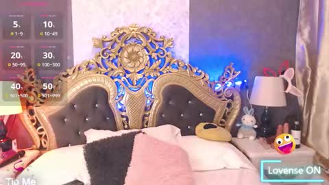 GiselleNoah online show from November 15, 12:07 pm