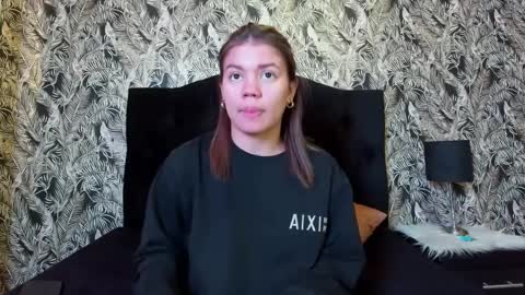 Snapshot of gissel_angel chatting on September 17, 8:23 pm Gissel angel online show from September 17, 8:23 pm