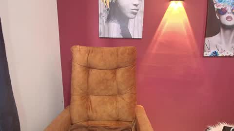Snapshot of gissel_angel chatting on March 4, 7:54 pm Gissel angel online show from March 4, 7:54 pm