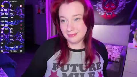 Snapshot of gitera_ chatting on September 20, 10:13 pm AlexaMillis online show from September 20, 10:13 pm