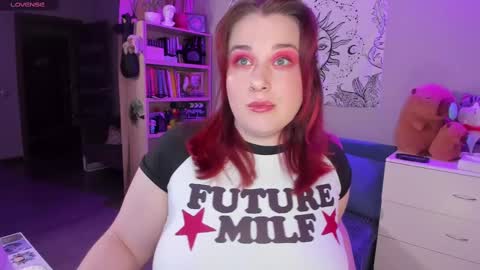 Snapshot of gitera_ chatting on February 11, 7:59 pm AlexaMillis online show from February 11, 7:59 pm