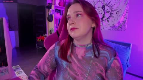 Snapshot of gitera_ chatting on December 21, 12:09 am AlexaMillis online show from December 21, 12:09 am