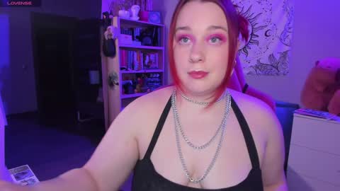 Snapshot of gitera_ chatting on January 21, 7:39 pm AlexaMillis online show from January 21, 7:39 pm