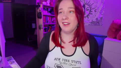Snapshot of gitera_ chatting on January 25, 9:04 pm AlexaMillis online show from January 25, 9:04 pm