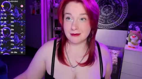 Snapshot of gitera_ chatting on September 9, 9:26 pm AlexaMillis online show from September 9, 9:26 pm