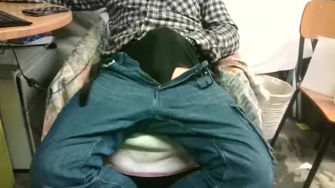 Snapshot of giulio__35 chatting on February 23, 10:49 am giulio__35 online show from February 23, 10:49 am