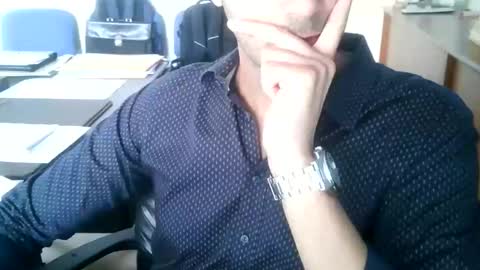 Snapshot of giuseppevai1 chatting on September 10, 8:37 am giuseppevai1 online show from September 10, 8:37 am