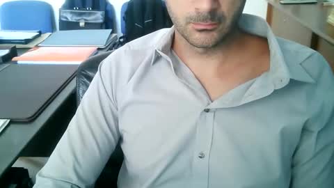 Snapshot of giuseppevai1 chatting on September 11, 9:32 am giuseppevai1 online show from September 11, 9:32 am