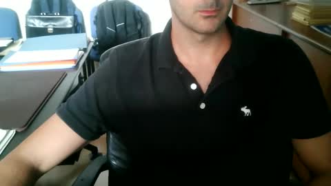 Snapshot of giuseppevai1 chatting on September 16, 3:48 pm giuseppevai1 online show from September 16, 3:48 pm