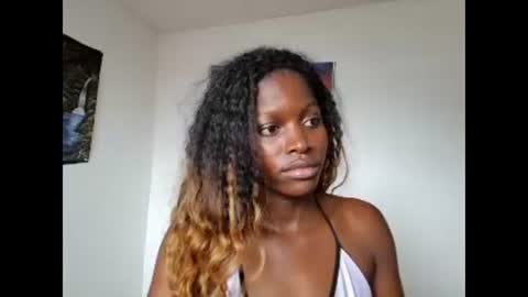 Snapshot of givana_love chatting on January 24, 8:53 pm Givana Love online show from January 24, 8:53 pm
