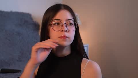 Agness online show from December 19, 2:56 pm