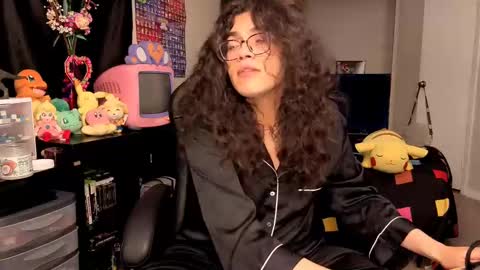 glaceon9 online show from October 1, 2:16 pm