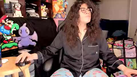 glaceon9 online show from January 11, 8:31 am