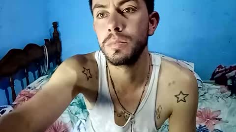 gladiador3017 online show from December 14, 3:02 am