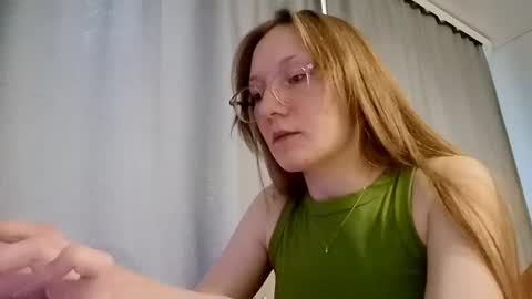 Juliet online show from May 18, 3:07 pm