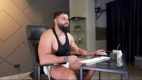 Snapshot of glennmasters chatting on January 17, 5:11 am Matthew .. for short call me Matt online show from January 17, 5:11 am