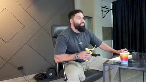 Snapshot of glennmasters chatting on January 21, 7:15 am Matthew .. for short call me Matt online show from January 21, 7:15 am