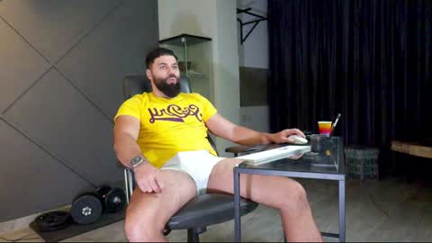 Snapshot of glennmasters chatting on January 20, 4:32 am Matthew .. for short call me Matt online show from January 20, 4:32 am