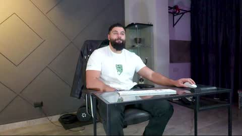 Snapshot of glennmasters chatting on January 13, 7:53 pm Matthew .. for short call me Matt online show from January 13, 7:53 pm