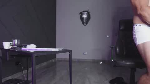 Matthew .. for short call me Matt online show from October 11, 10:13 pm