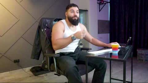Snapshot of glennmasters chatting on January 14, 6:13 am Matthew .. for short call me Matt online show from January 14, 6:13 am